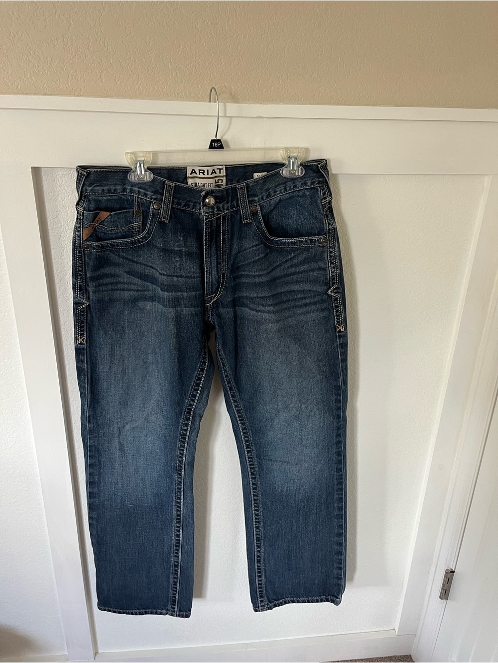 Ariat Men's 34 x 32 M5 Arrowhead Straight Buffalo Nickel Jeans